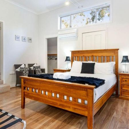 Inn The Tuarts Guest Lodge Wonnerup Екстериор снимка