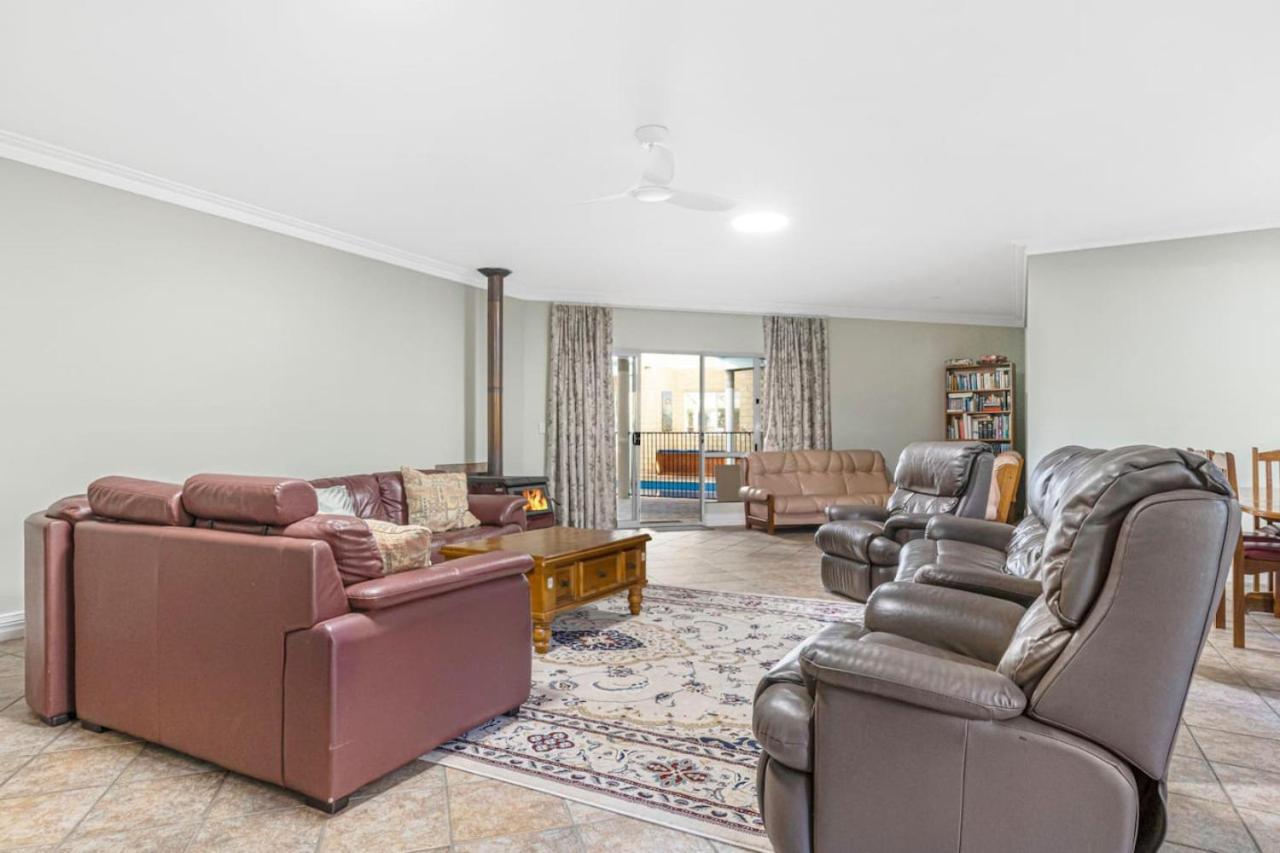 Inn The Tuarts Guest Lodge Wonnerup Екстериор снимка